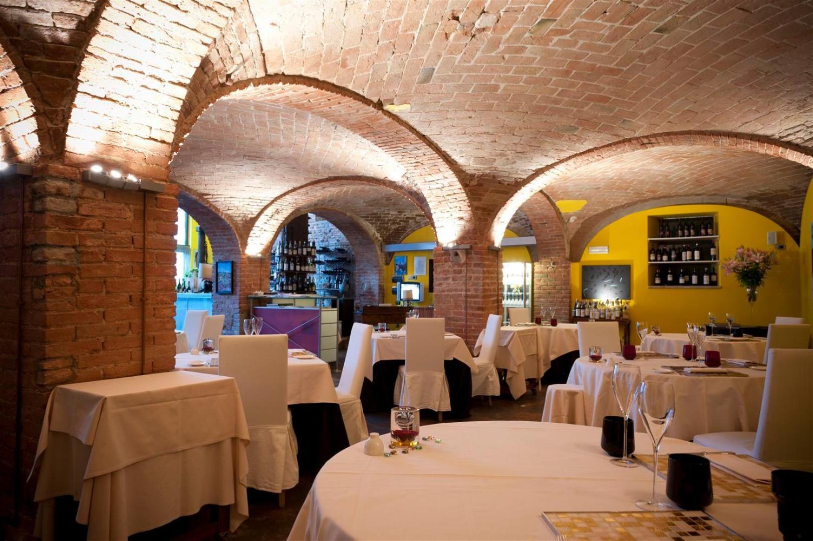 Albergo Cavallino Tortona Eksteriør billede